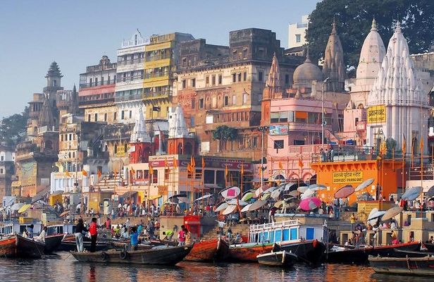 All-Inclusive Private Varanasi City Tour with Ganges Boat Ride