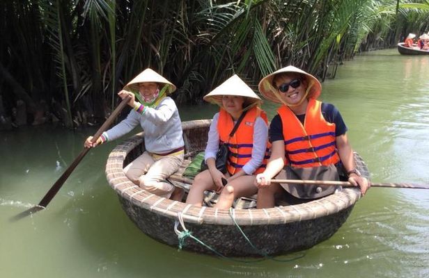 5-Hour Discovery Countryside by Cycling, Buffalo and Basket Boat