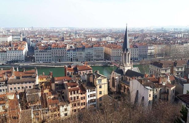 Lyon Big Traboules in Little City Stories from the Past Private Guided Tour
