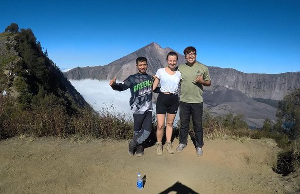 Rinjani Trekking 1 day Trek To the rim via senaru 2,642m