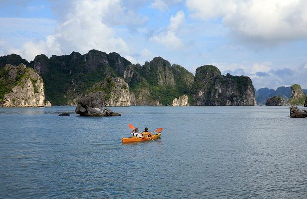 5 Days tour Halong Bay - Sapa - Hanoi