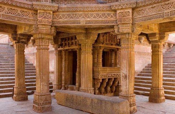 Private Tour: Full-Day Stepwells Tour from Ahmedabad
