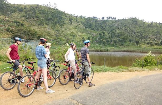 Adventure Cycling in Ella