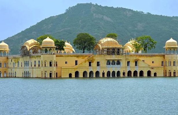 Private Full Day Jaipur City Tour with Various Options
