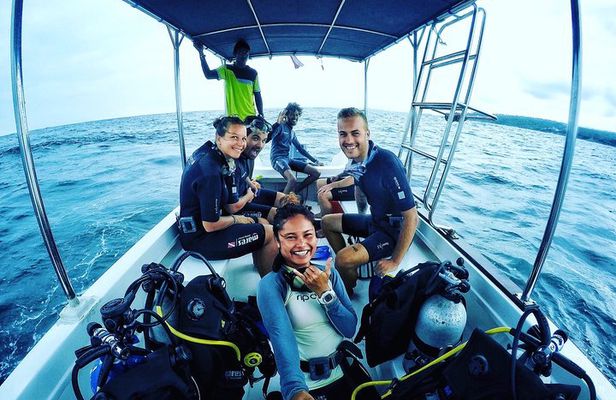 Start your scuba adventure today and get FREE underwater photos
