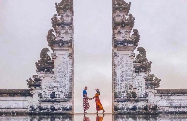 Bali Gate of Heaven Tour - Water Palace - Virgin Beach