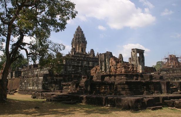 3-Day Angkor, Lake-side Village & Roluos Temples Tour