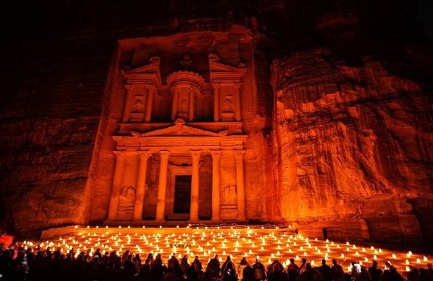 Petra Wadi Rum Day Tour