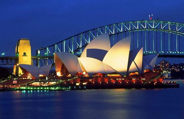 Sydney by Night | Private Luxury Night Tour | 3 Hour Tour | Includes Supper