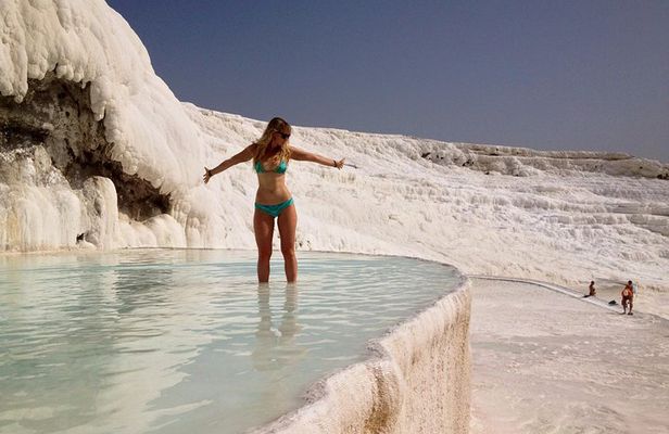 From Izmir; Cotton Castle - Pamukkale Tour With Small Group
