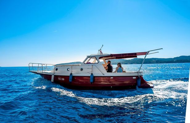 Private boat tour- explore the islands, find hidden caves and try snorkelling 