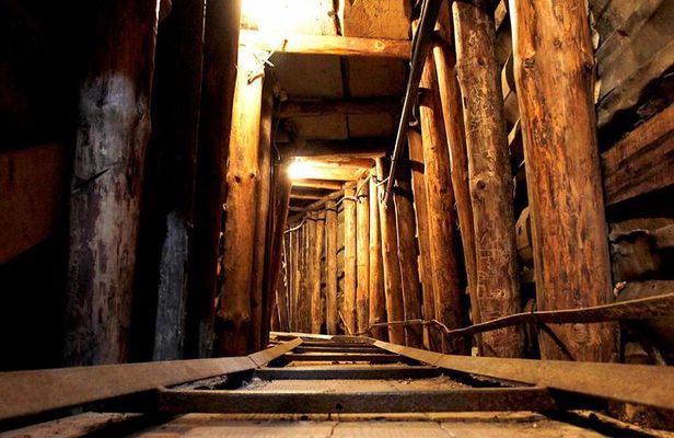 Sarajevo Under Siege: A War History Tour