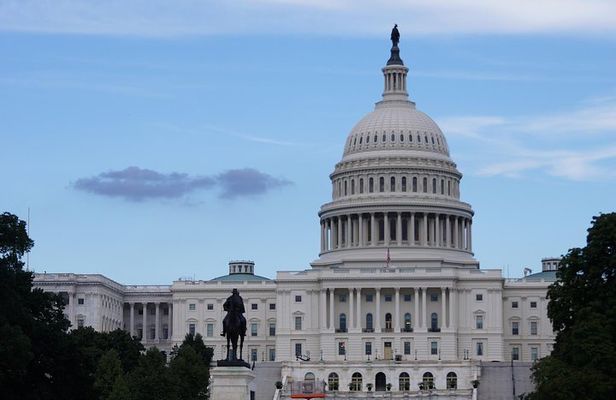 3-Day Best of Niagara Falls and Washington D.C. Tour from NYC