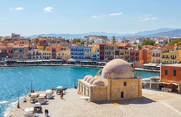 Chania Old Town Private Tour with pick up (price per group of 6)