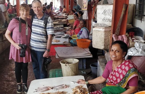 Worli Village Tour with Guide: The Talking Goddess, 17th Century Fort and more!