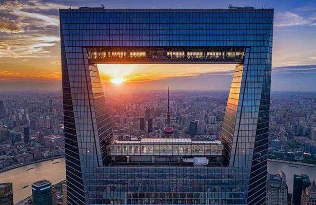 Shanghai day tour customized:Bund,YuGarden,Shanghai Tower,HuangpuRiver,Nanjinglu
