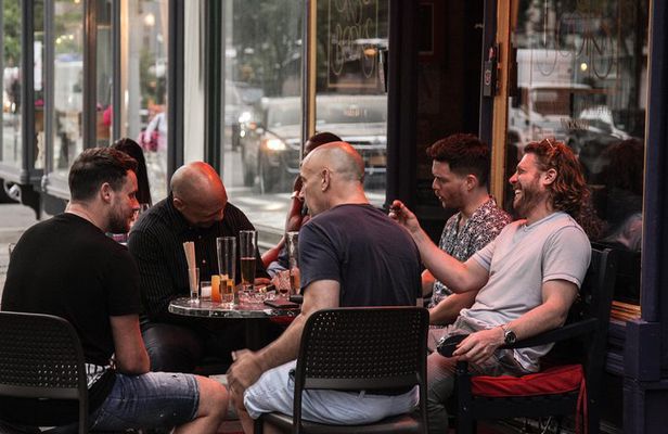 NYC Nightlife Tour with a Local: Private & Personalized