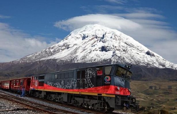 Cotopaxi Volcano & Devil’s Nose Train: 2-Day Private Tour
