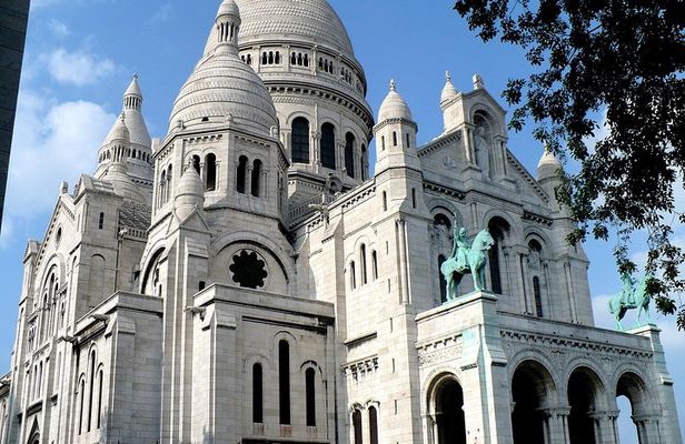 Escape game inside the Sacré-Coeur