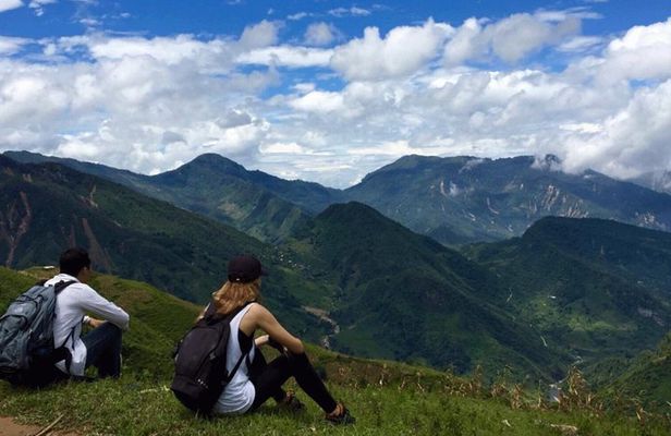 The best view and most authentic tour in Sapa (Non Touristy)