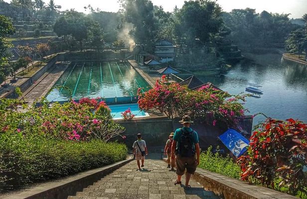 Best of Lombok: Native, Culture, Nature & Waterfall Day Trip