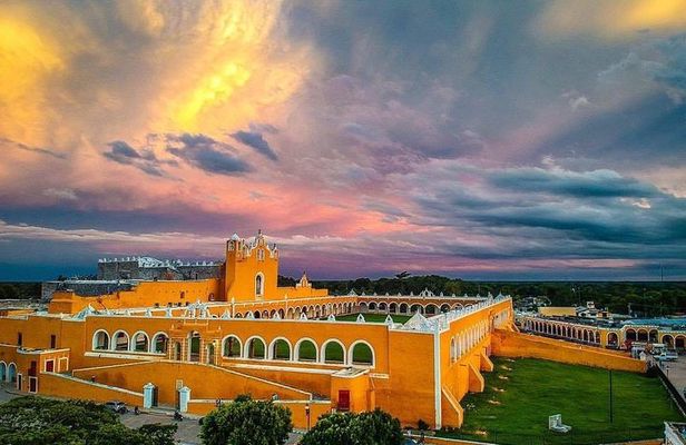 Private Tour: Magic Town of Izamal Day Trip