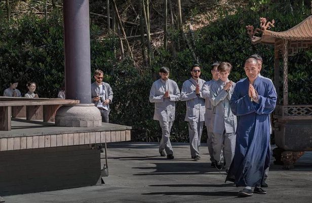 2-Day Live-in Temple Buddhist Monk Mediation Experience from Hangzhou