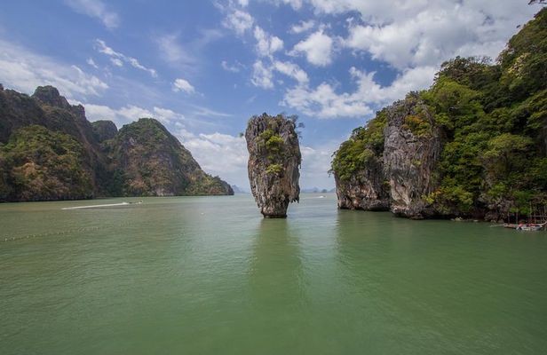Amazing Phang Nga Bay Day Trip with Kayaking & Snorkelling