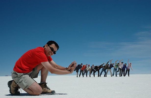 Uyuni Salt flat 2 day+sunset at Salt Water Region + Mirror effect
