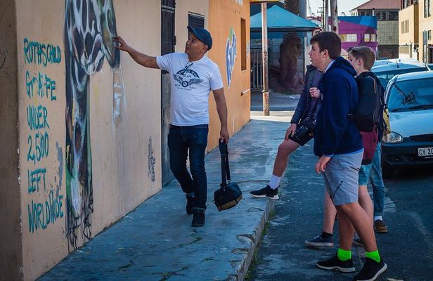  Cape Town Woodstock Street Art Walking Tour