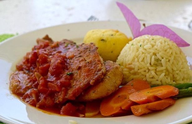 Local Lunch & Half Day Island Tour - Option 2