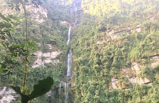 Colombia’s Tallest Waterfalls: La Chorrera Hike