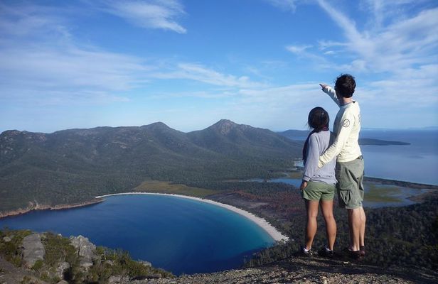 Wineglass Bay Beach Hike Active day tour