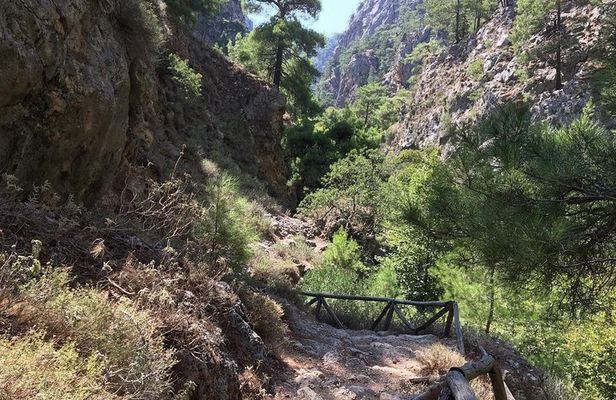 Hike Agia Irini Gorge Private Tour (price per group of 6)