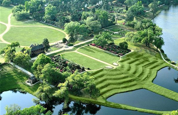 Middleton Place Admission with Self Guided Tour and Lunch