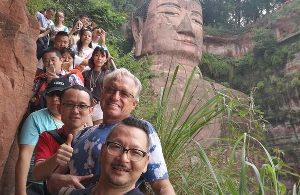 Private Day Tour to Leshan Grand Buddha from Chengdu