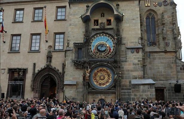 City tour of Prague's Old Town