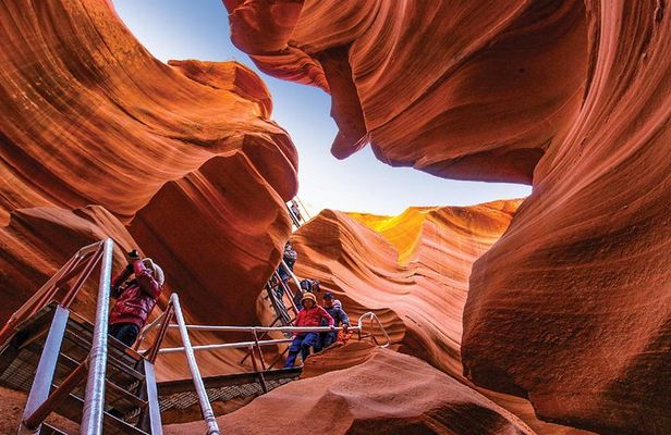 Antelope Canyon and Horseshoe Bend Day Tour from Sedona
