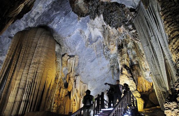 Paradise Cave & Phong Nha Cave 
