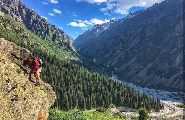 The hiking paradise Ala Archa National Park, 1 day