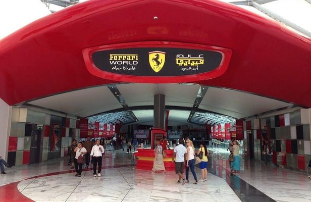 Abu Dhabi Private City Tour with Grand Mosque & Buffet Lunch
