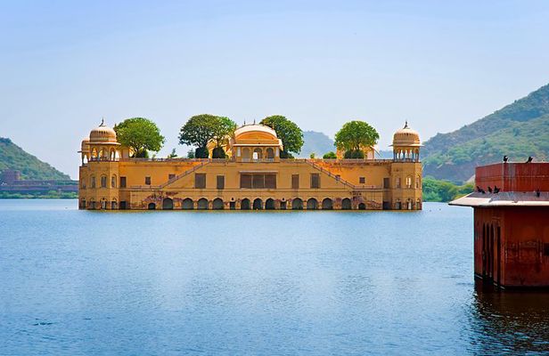 4 Days 3 Nights Alluring Golden Triangle Tour BY India vacations