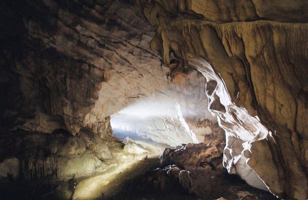 Cave of Pellumbas, Canyons & Castles hiking tour includes lunch