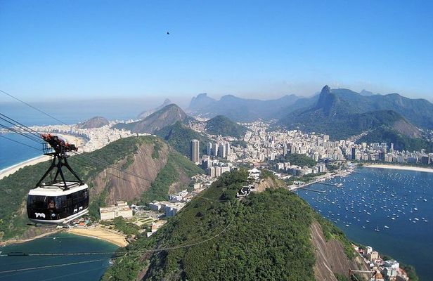 9-hour Private Full Day Tour of Rio - by Alan Denis