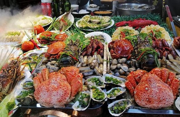 4-Hour Xiamen Private Local Food Market Experience