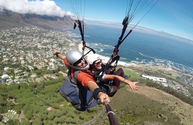 Tandem Paragliding Cape Town Experience TABLE MOUNTAIN PARAGLIDE