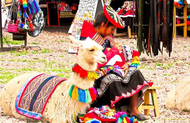 Sacred Valley of the Incas Guided Tour with Buffet Lunch