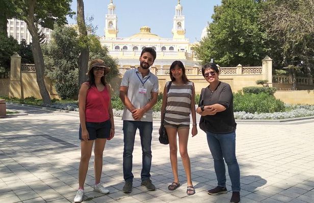 Discover Baku Private 3-hour Tour
