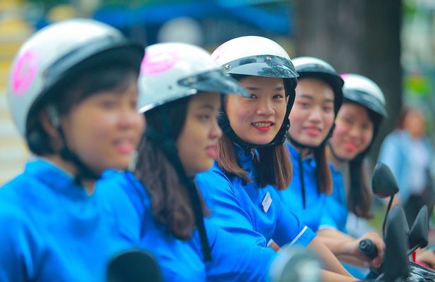 Ho Chi Minh Night Tour by Motorbikes with Female Rider | KissTour