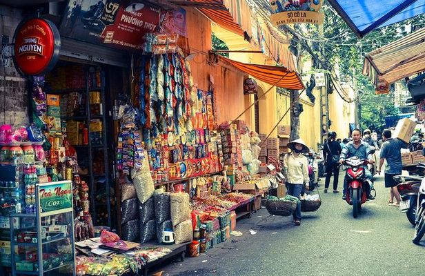 Hanoi private food tour